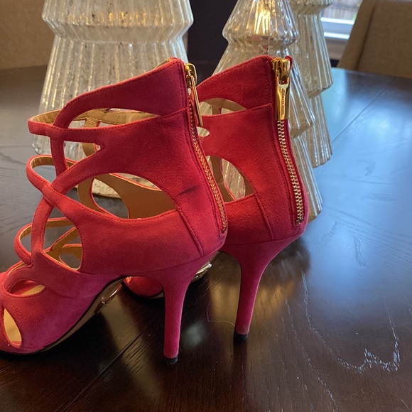 Michael Kors, suede 4 in sandals, all-season - Picture 4 of 4